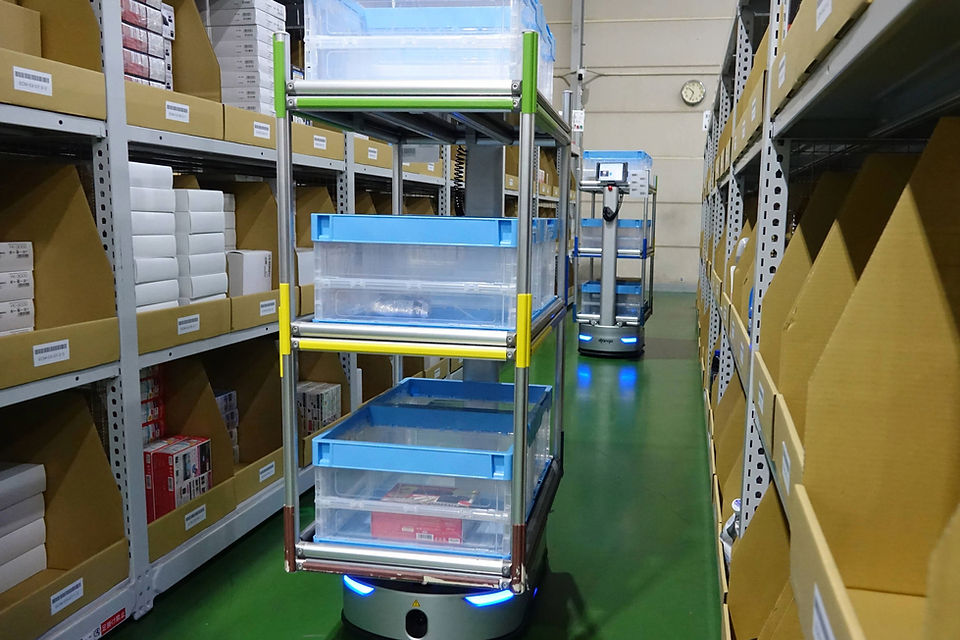 PEER 100ロボット